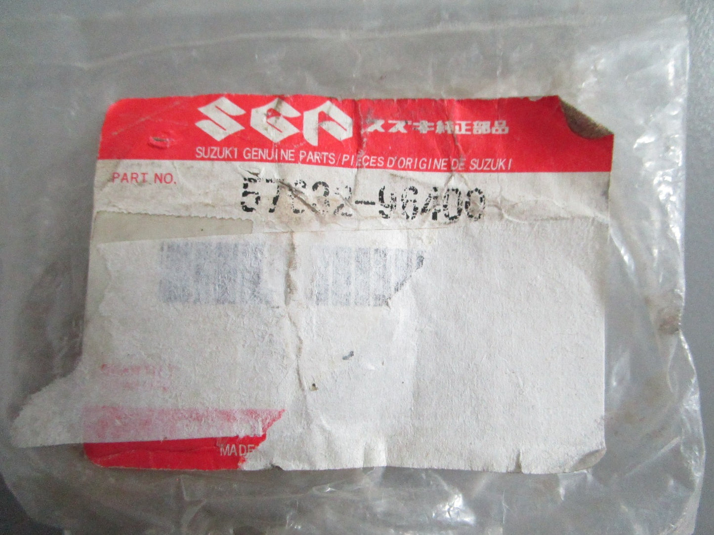 NEW OEM 57632-95305 Suzuki Propeller Bush Stopper 0820