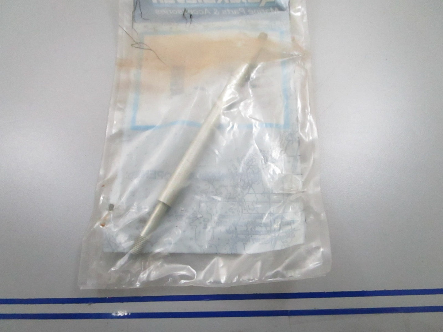 *NEW OEM* 0810 Mercury Quicksilver Stud 16-71417