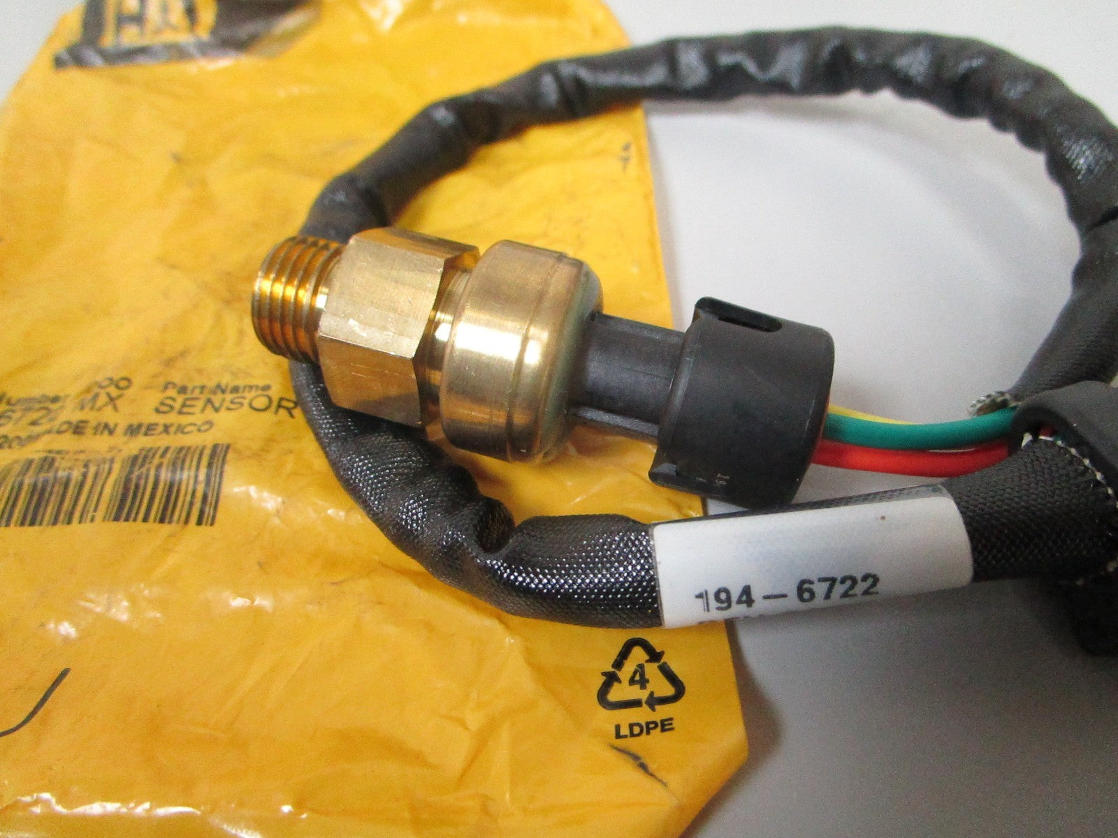 NEW OEM 194-6722 CAT Caterpillar Pressure Sensor 0720