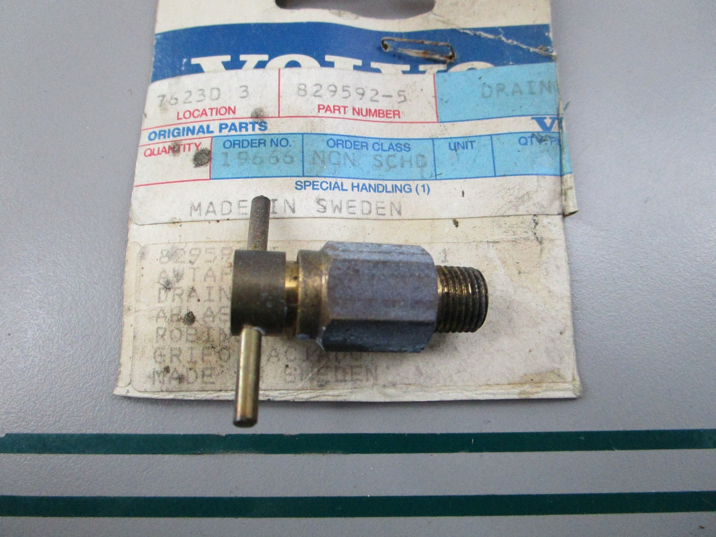 NEW OEM 829592 Volvo Penta Drain Tap 0810
