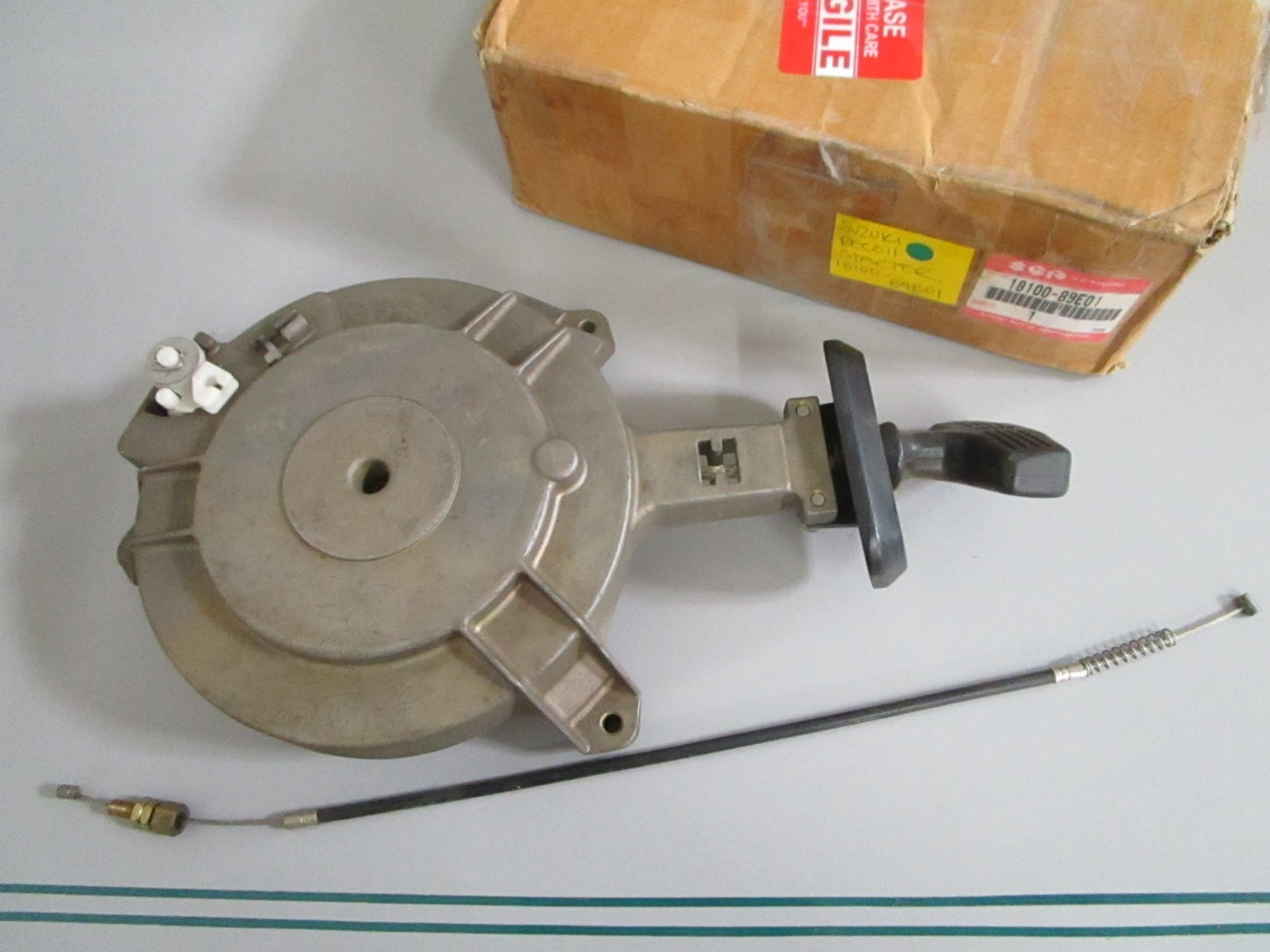 Suzuki 18100-89E01 Outboard Recoil Starter Assy NEW OEM NOS Factory Part 0820