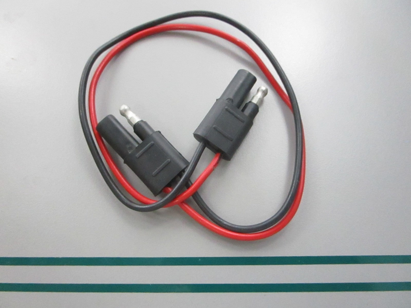 NEW WH10300 Sierra Flat Connector 0810