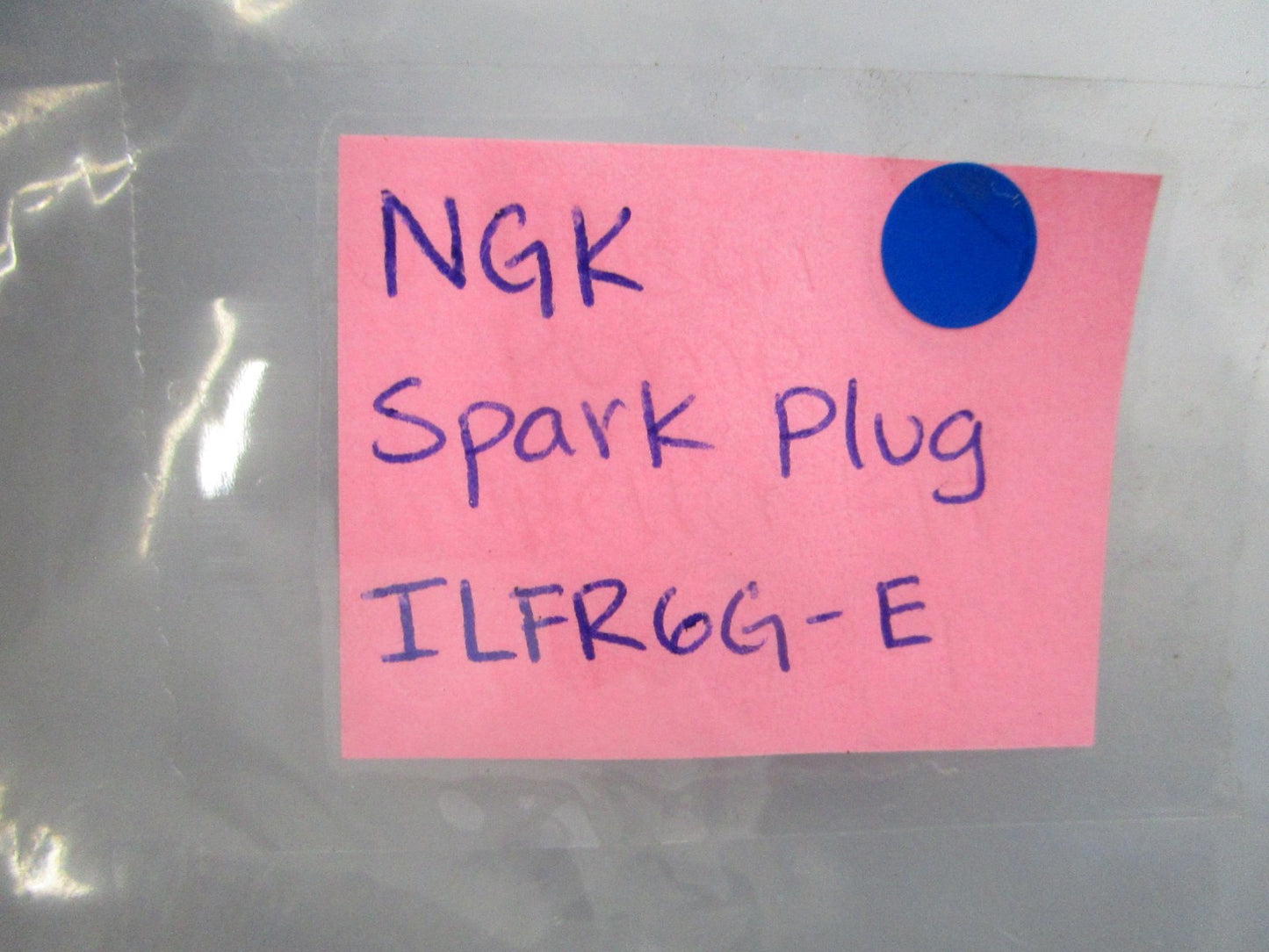NEW ILFR6G-E NGK Spark Plug 0810