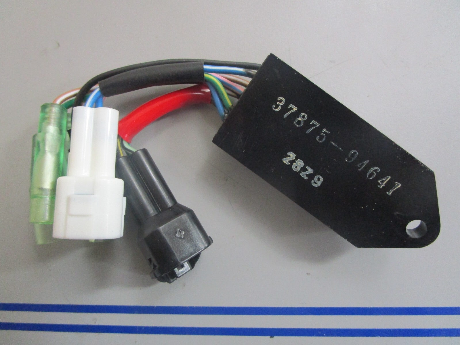 *NEW OEM* 0820 Suzuki Low Oil Warning Unit 37875-94641