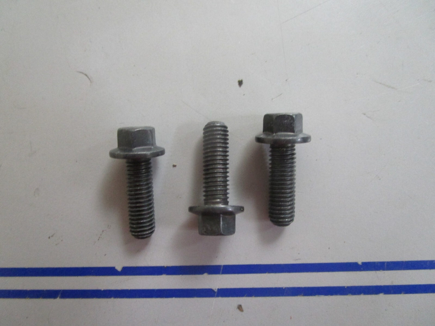 *NEW OEM* (LOT OF 3) 0810 Volvo Penta Flange Screw 984735