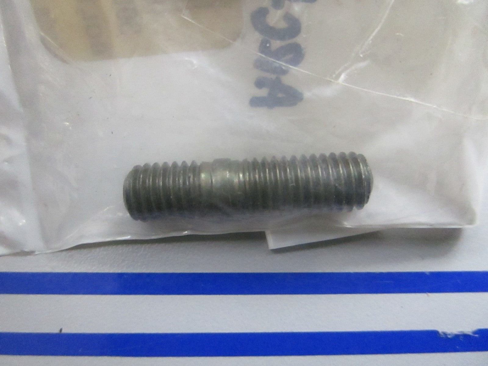 *NEW OEM* 0810 Arctic Cat 8 x 20 Bolt 3004-577