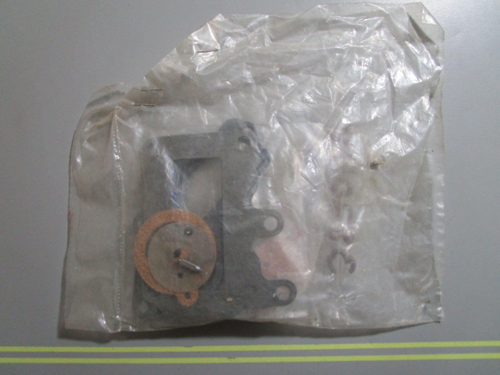 *NEW OEM* 0770 OMC Johnson Evinrude Carburetor Kit 382048 0382048