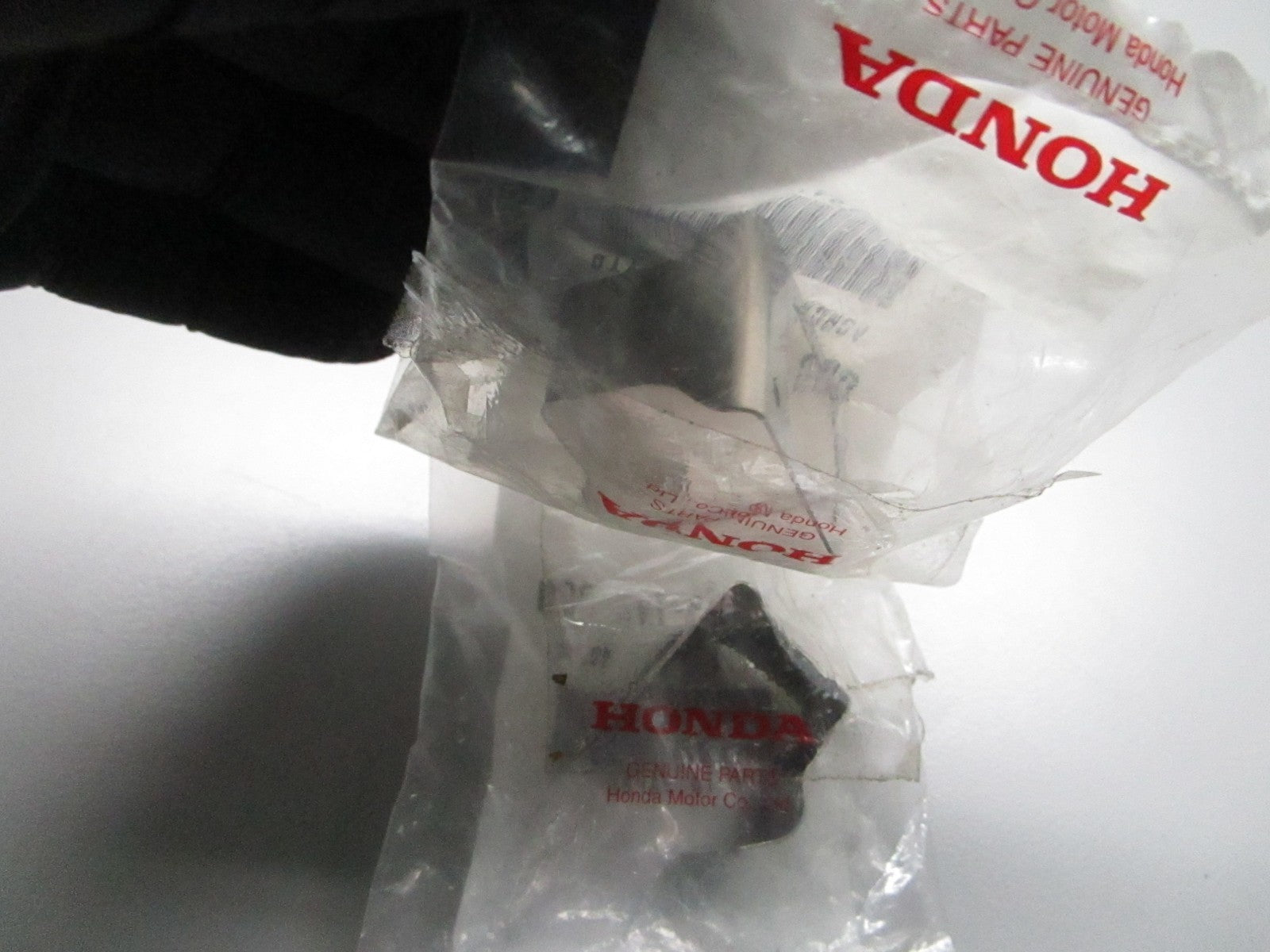 *NEW OEM* (LOT OF 2) 0720 Honda Neutral Switch Plate 35618-ZV5-000