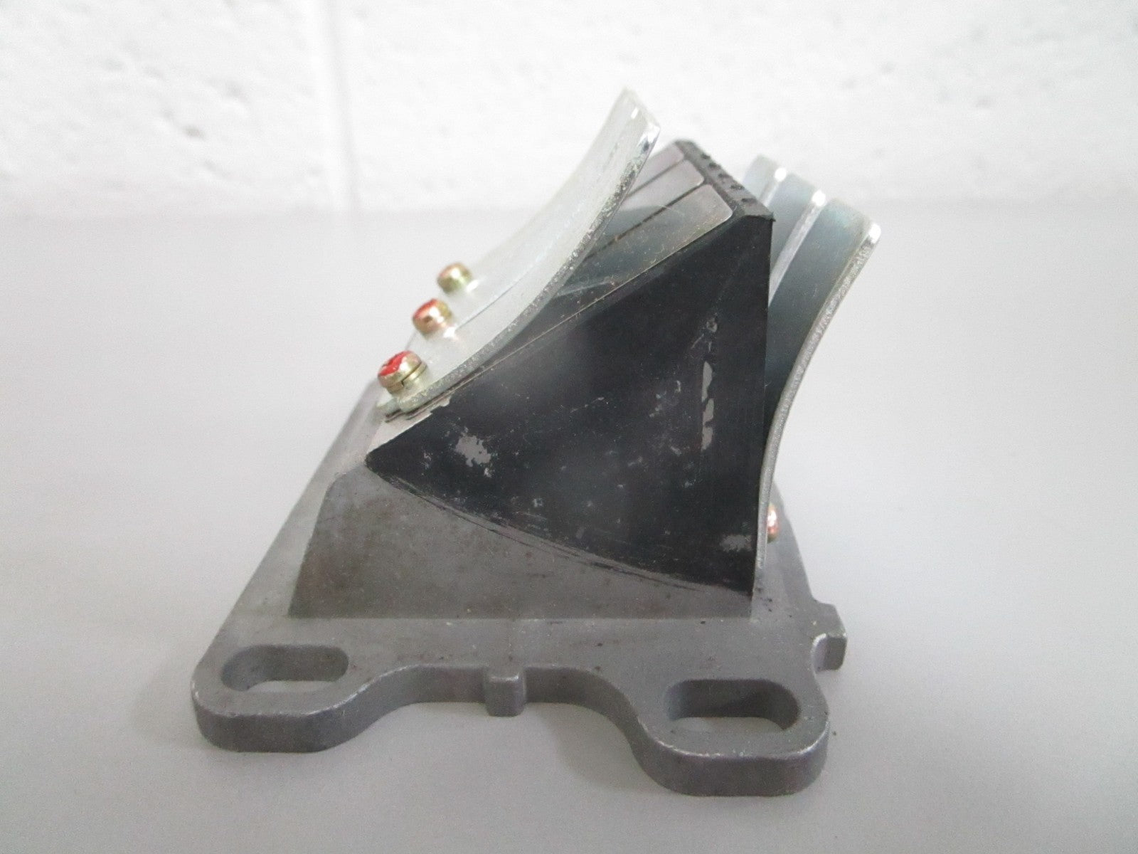 NEW OEM 34-81268M Mercury Mariner 1977 1978 60HP 2 Cyl Reed Assy 0820