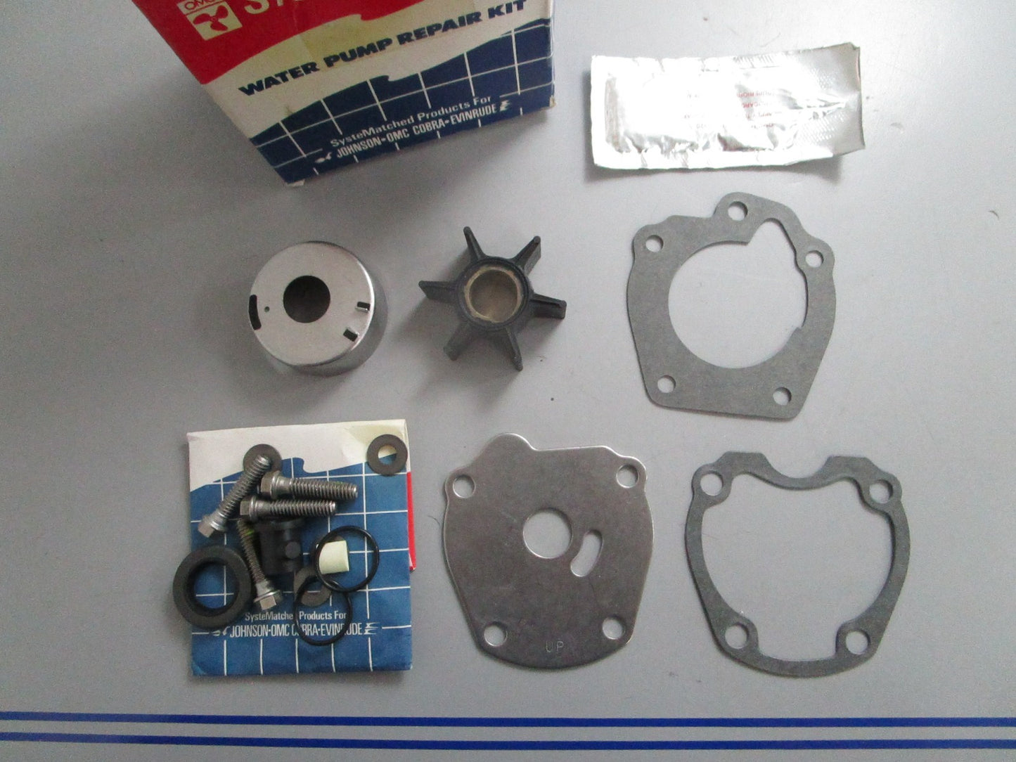 *NEW OEM* 0820 OMC Johnson Evinrude Water Pump Kit 388891 0388891