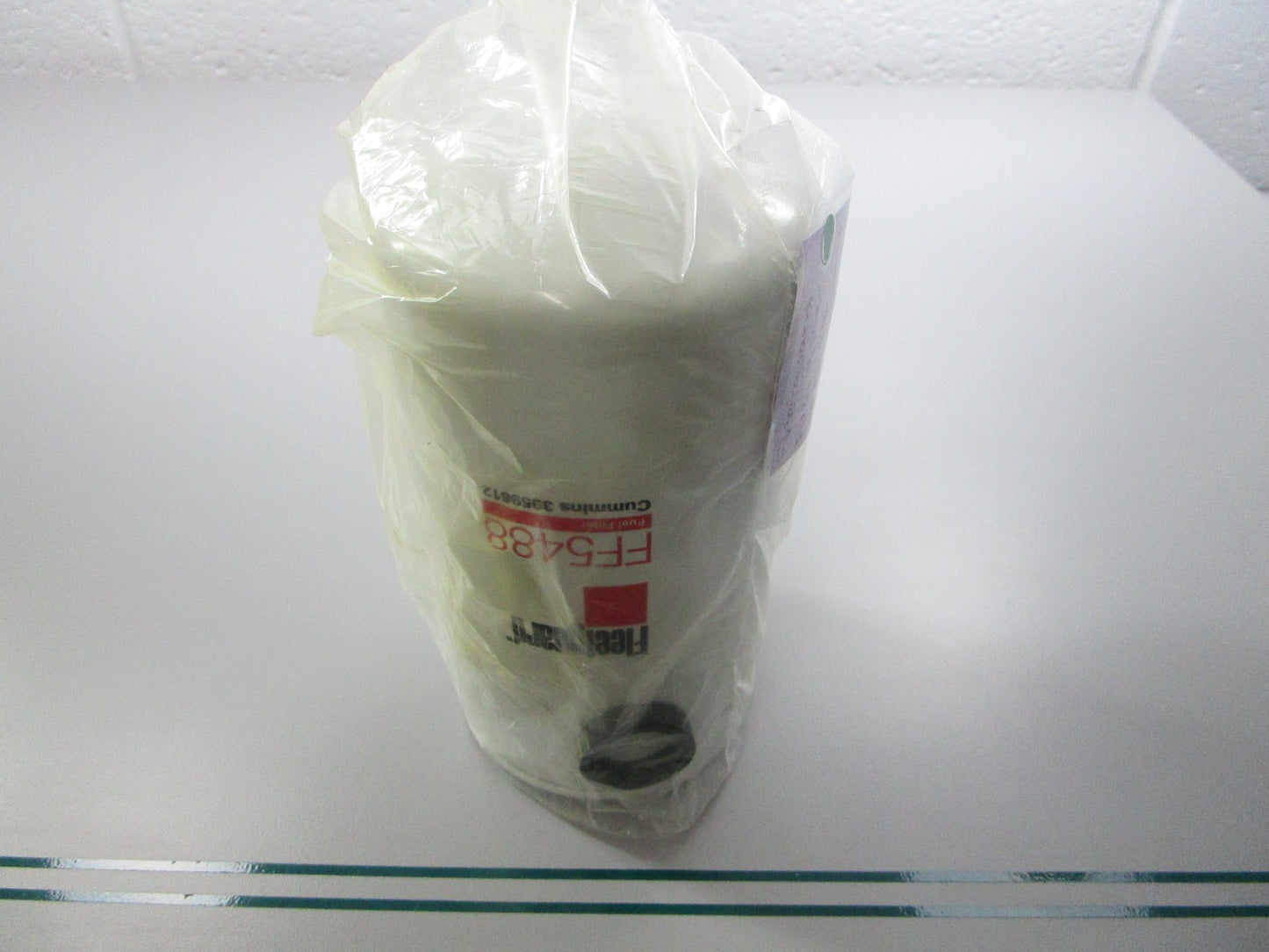 NEW FF5488 For: Cummins Fleetguard Fuel Filter 0810
