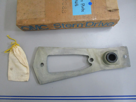 *NEW OEM* 0820 OMC Johnson Evinrude Rudder Plate 980968 0980968