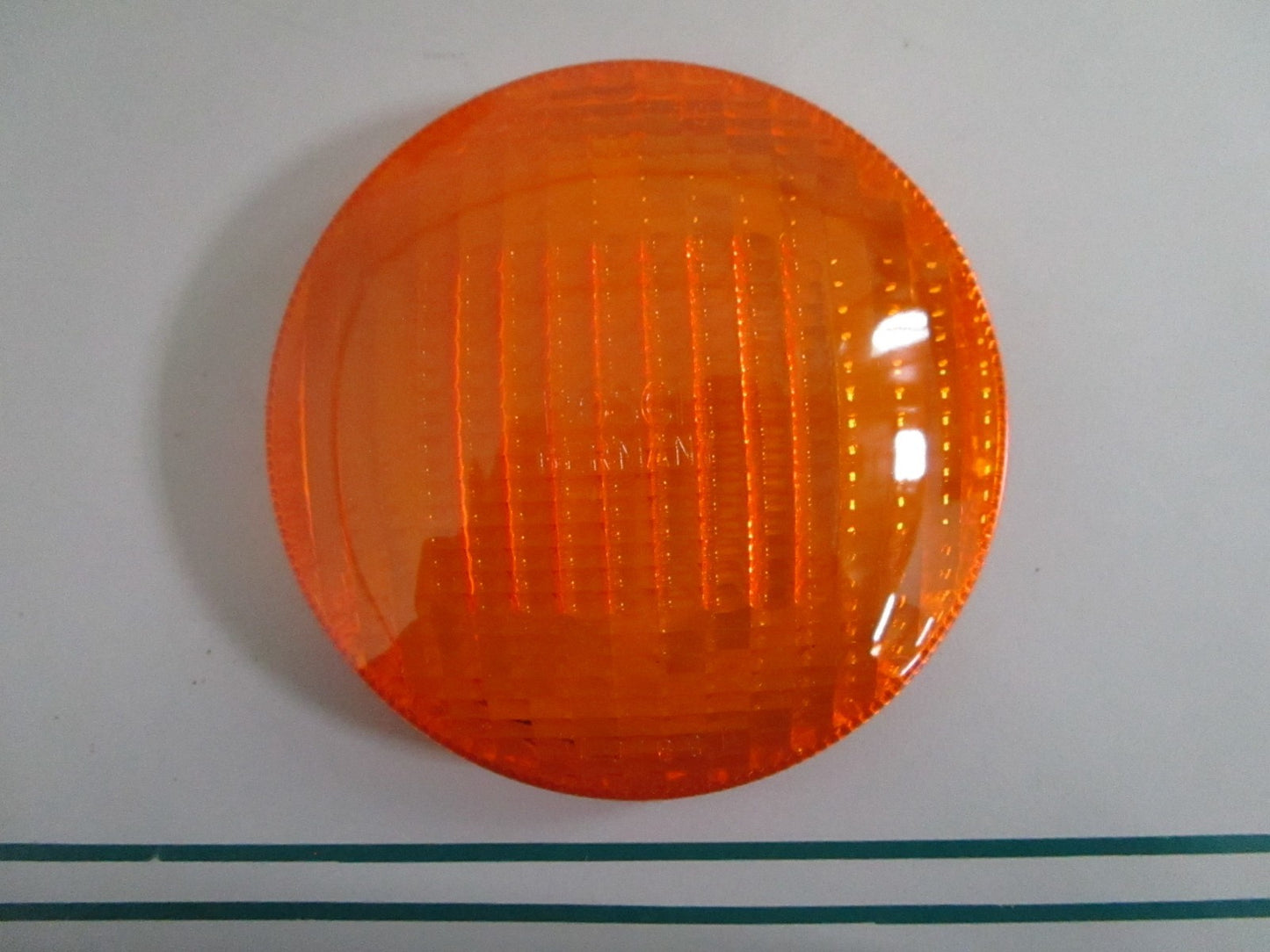 NEW OEM 2305600301 Bosch Turn Signal Lens 0820