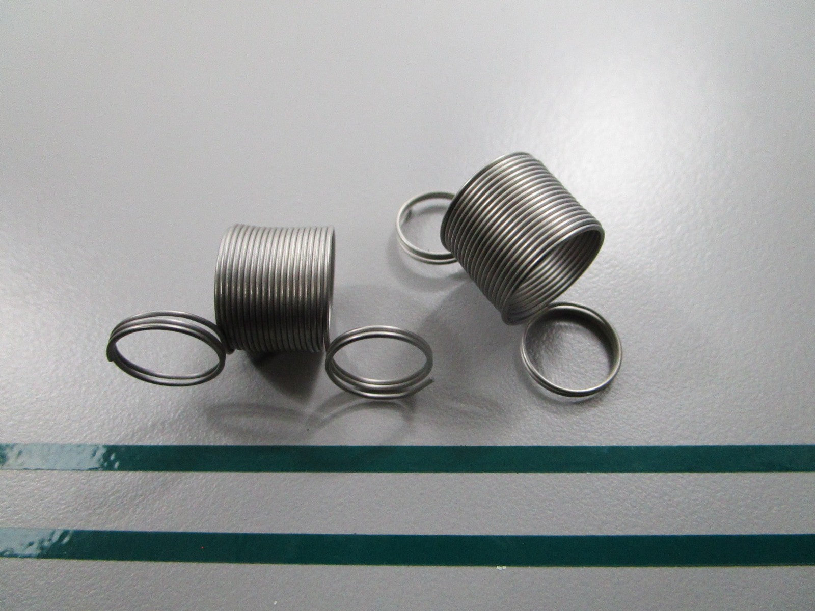 NEW OEM W10400895 Whirlpool 2 Spring Set 0810