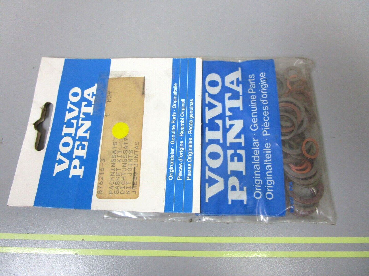 *NEW OEM* 0720 Volvo Penta Gasket Kit 876216