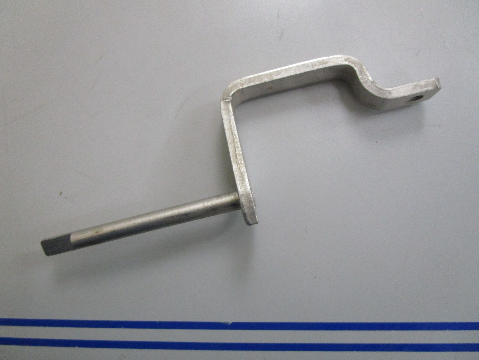 *NEW OEM* 0770 OMC Johnson Evinrude Lever and Shaft 391415 0391415