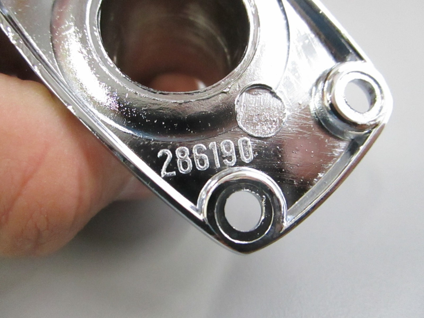 Sea-Dog NEW 90 Degree Rail Base Fitting 7/8" Zinc Chrome 286190-1 0810