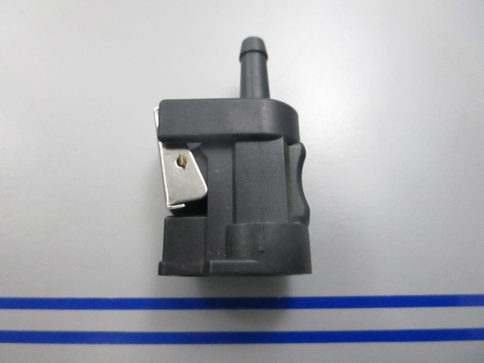 NEW 18-80413 Replaces: Yamaha 6G1-24305-04-00 Sierra Fuel Connector 0810