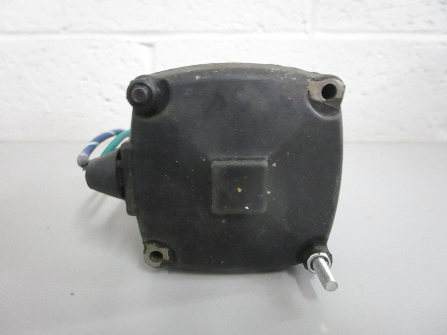 NEW OEM 87828 Mercury Quicksilver Motor 0820