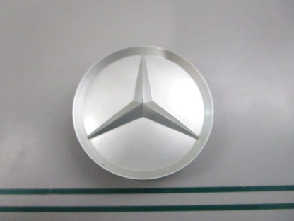 NEW OEM 2014010225 Mercedes-Benz Wheel Center Cap 0810