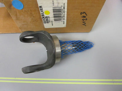*NEW OEM* 0810 Mercury Quicksilver U-Joint Yoke 853635