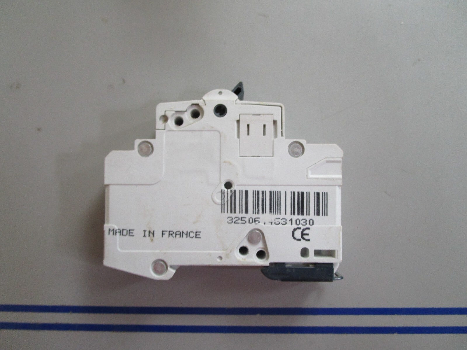 *NEW* 0810 Hager NC 106 Circuit Breaker 463106