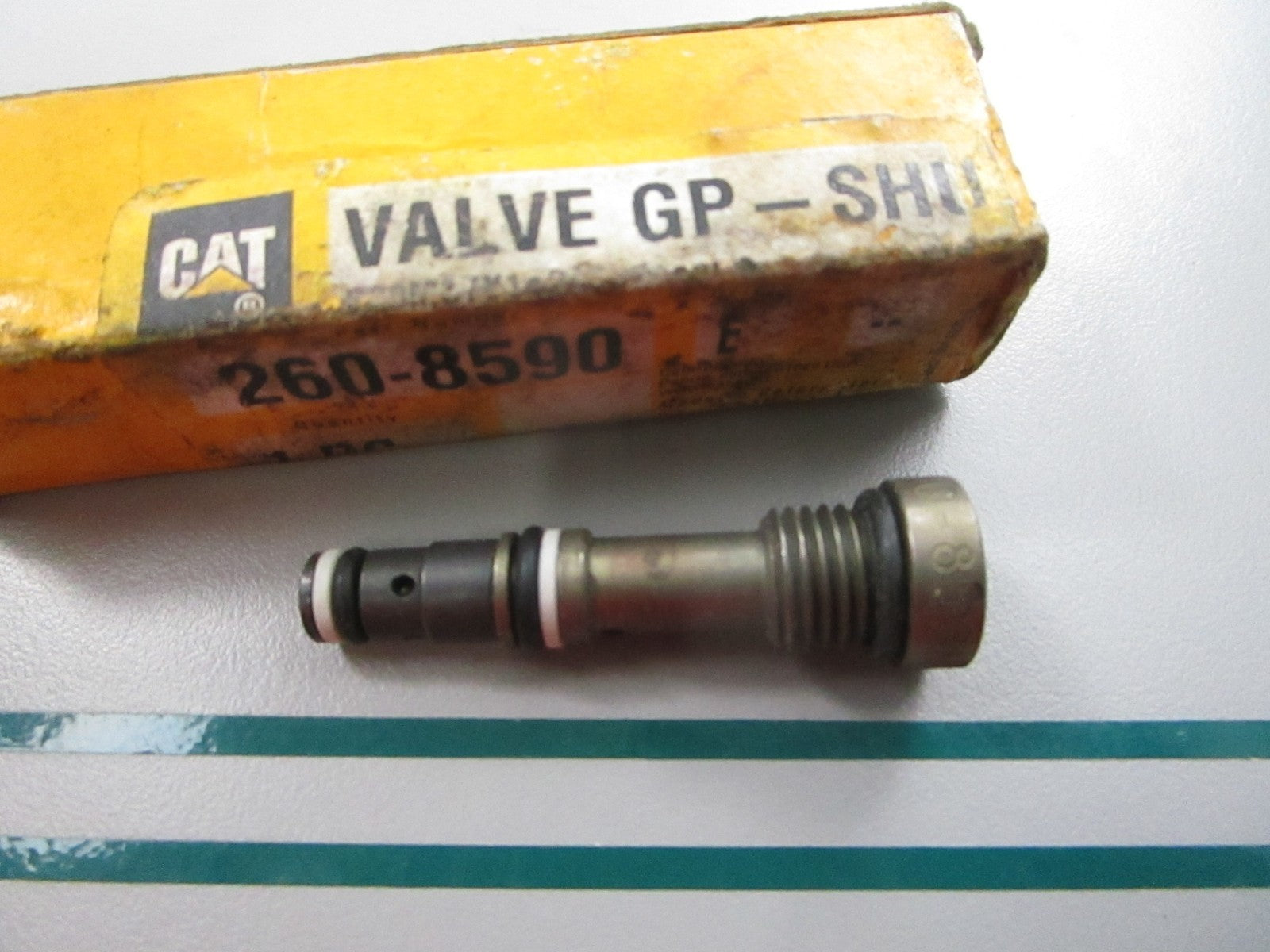 NEW OEM 260-8590 CAT Shuttle Valve 0810