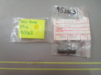 *NEW OEM* 0810 Volvo Penta Stud 953063