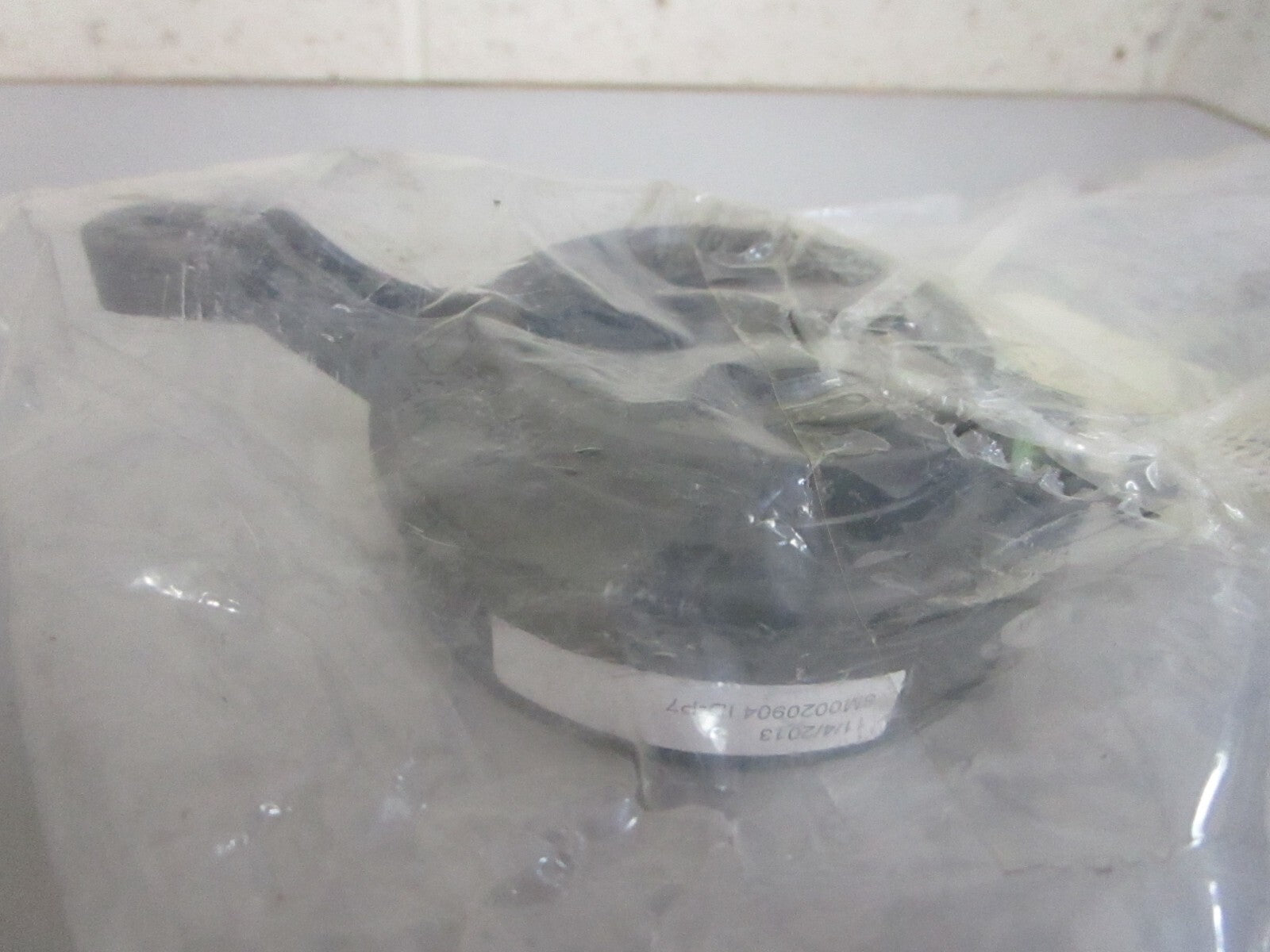 *NEW OEM* 0820 Mercury Quicksilver Trigger 854513T