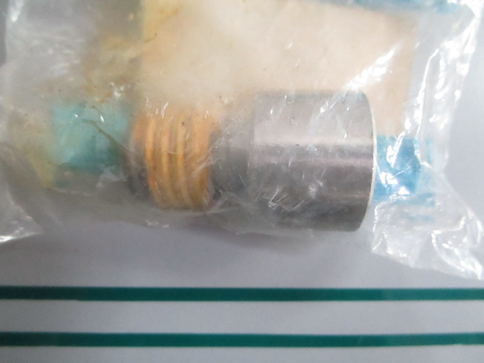 NEW OEM 3852316 Volvo Penta Shoulder Screw 0820