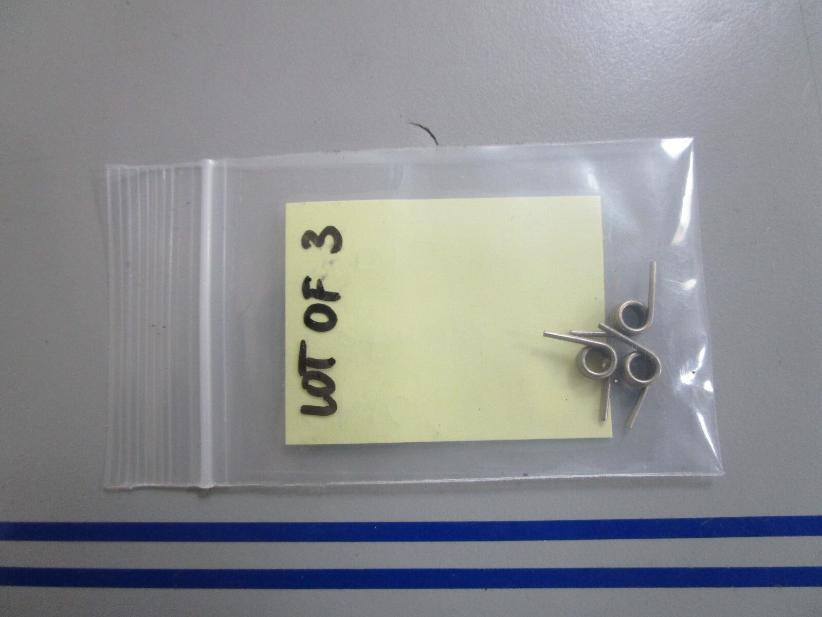 *NEW OEM* (LOT OF 3) 0810 OMC Johnson Evinrude Retainer 301828 0301828