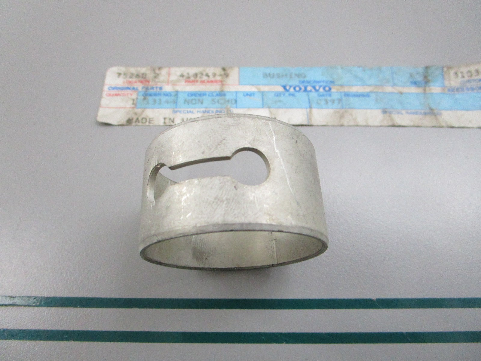 NEW OEM 418249 Volvo Penta Bushing 0810