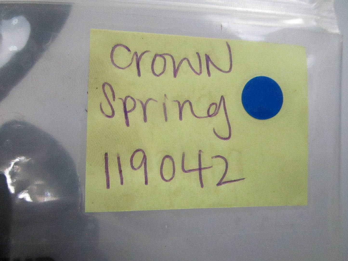 NEW OEM 119042 Crown Spring 0810