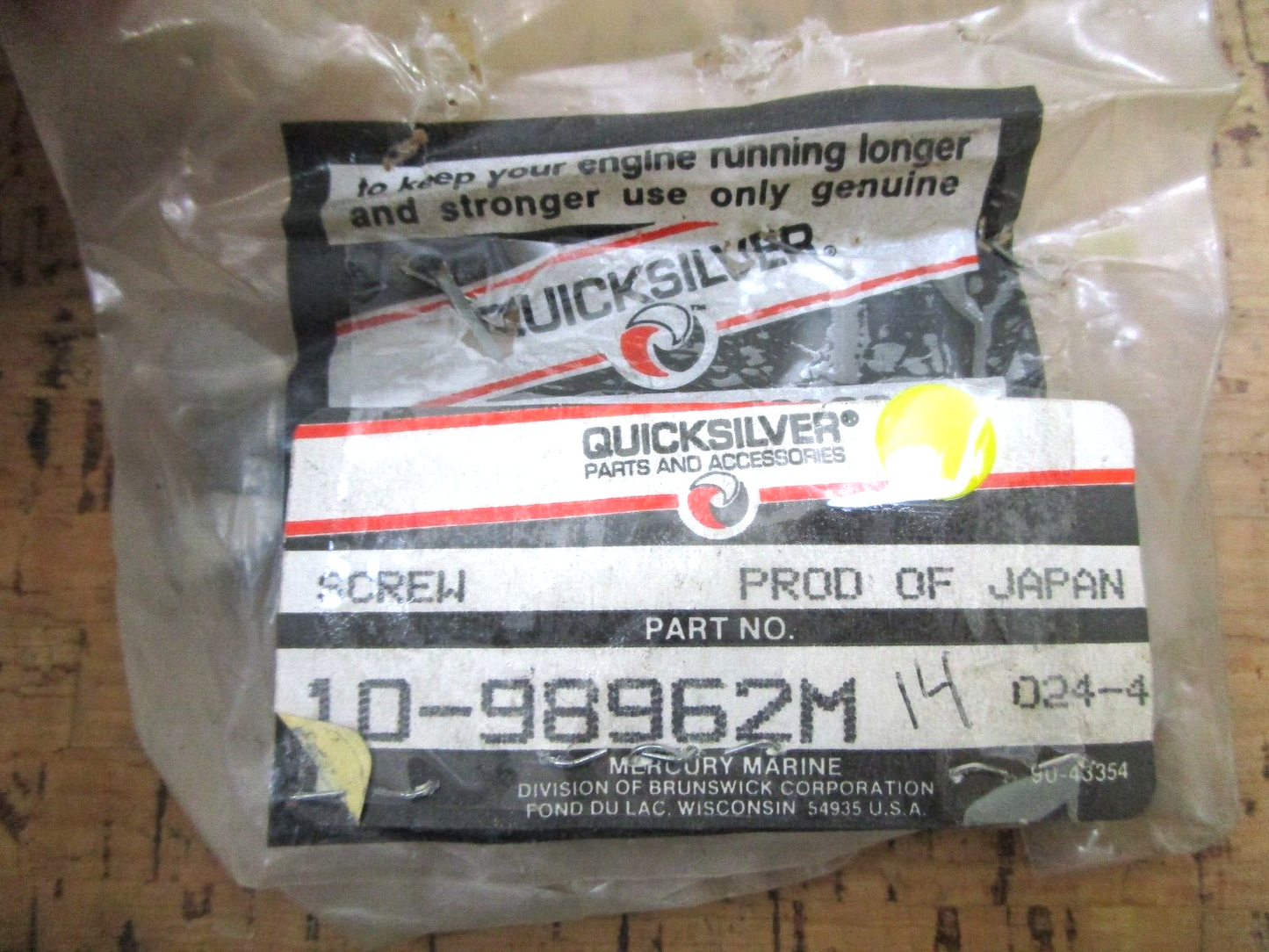 *NEW OEM* 0750 Mercury Quicksilver SCREW 10-98962M