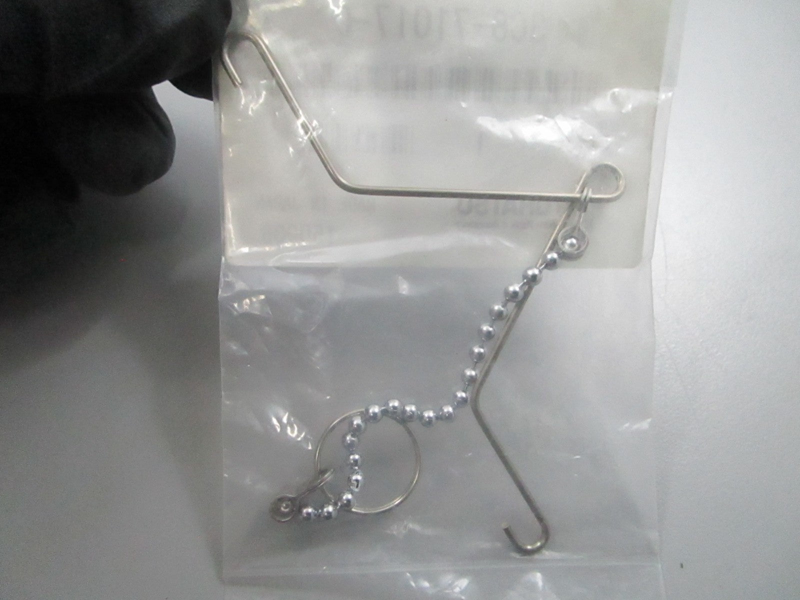 *NEW OEM* 0810 Tohatsu Oil Tank Cap Hook Assembly 3C8-71017-0 3C8710170