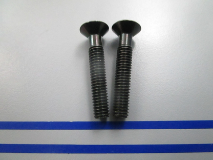 NEW OEM (LOT OF 2) Kawasaki 221C0635 Screw 0810