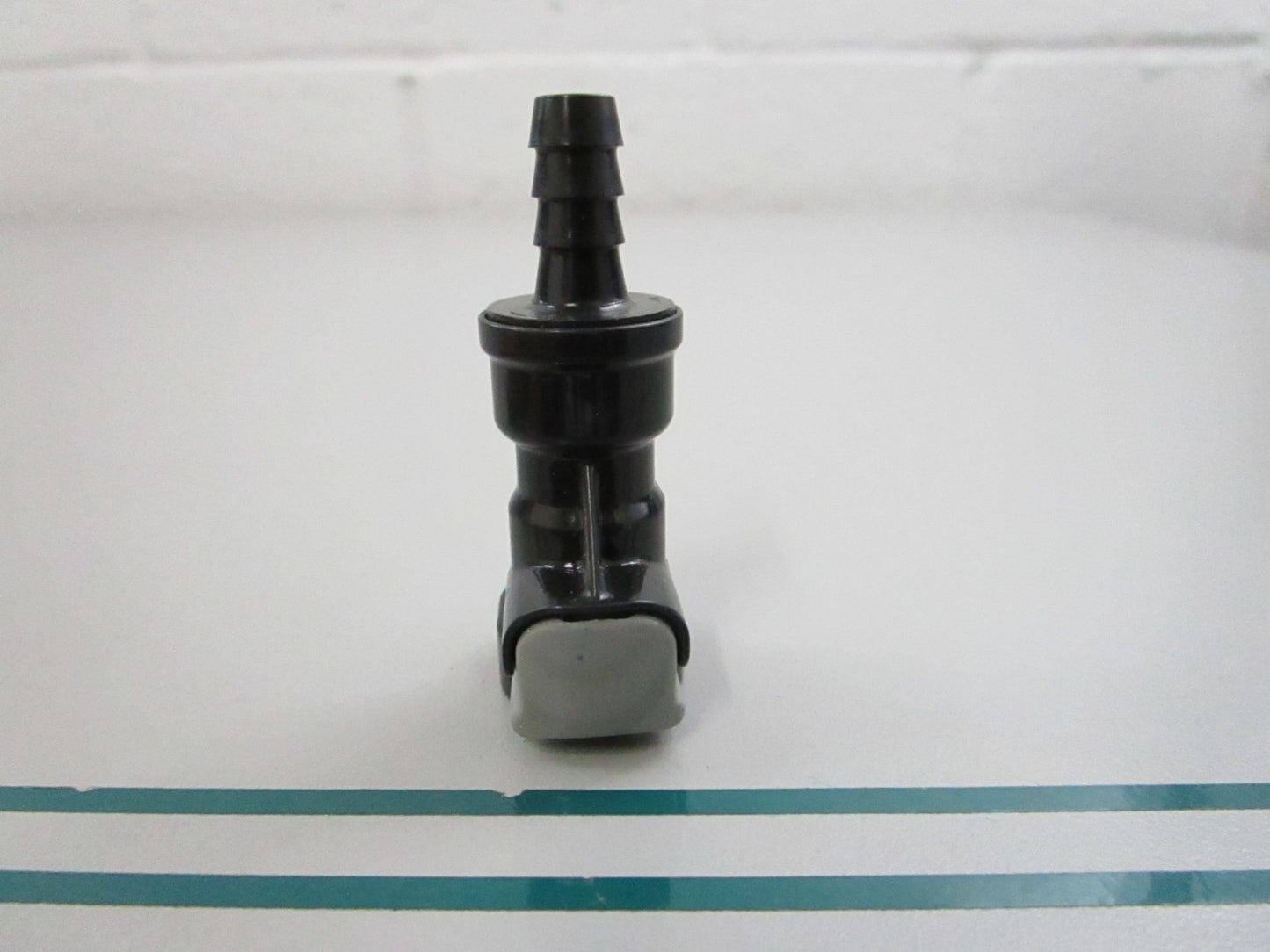 NEW OEM 3862116 Volvo Penta Fitting 0810