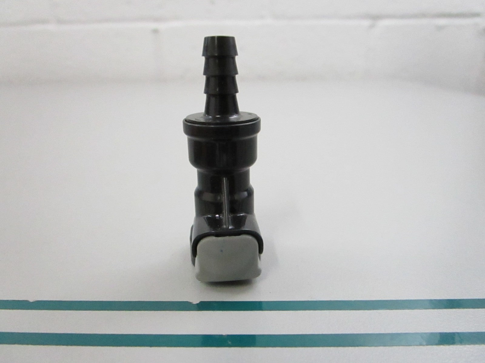NEW OEM 3862116 Volvo Penta Fitting 0810