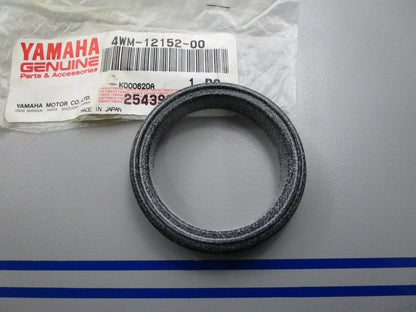 NEW OEM 4WM-12152-00-00 Yamaha Rocker Arm Support 0810
