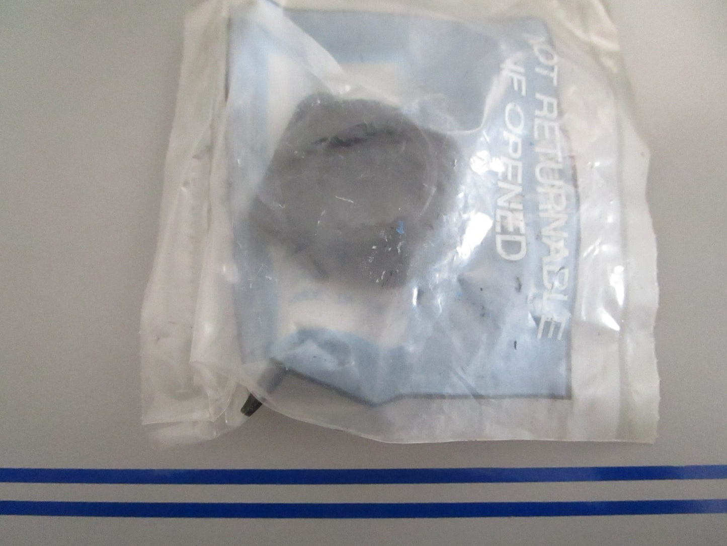 *NEW OEM* 0720 Mercury Quicksilver Carb Choke Bezel 172291