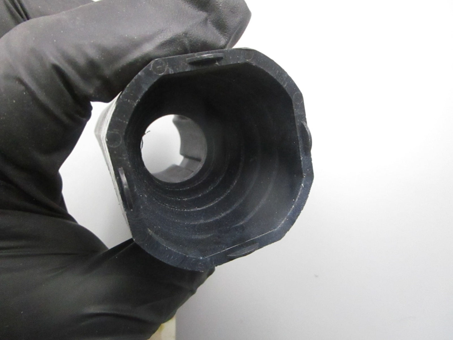 NEW OEM 850515A1 Mercury Force Drive Sleeve 0810