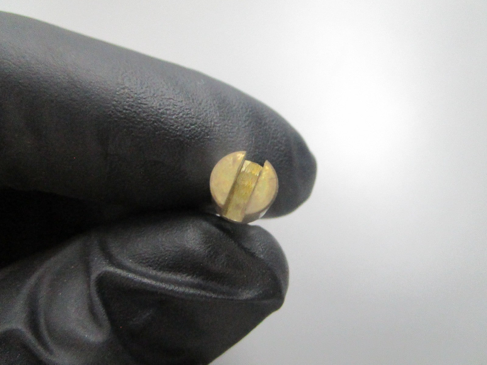 NEW OEM F015627 Mercury Force Needle Valve 0810