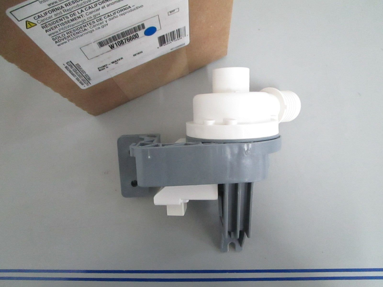 *NEW OEM* 0820 Whirlpool Water Pump W10876600
