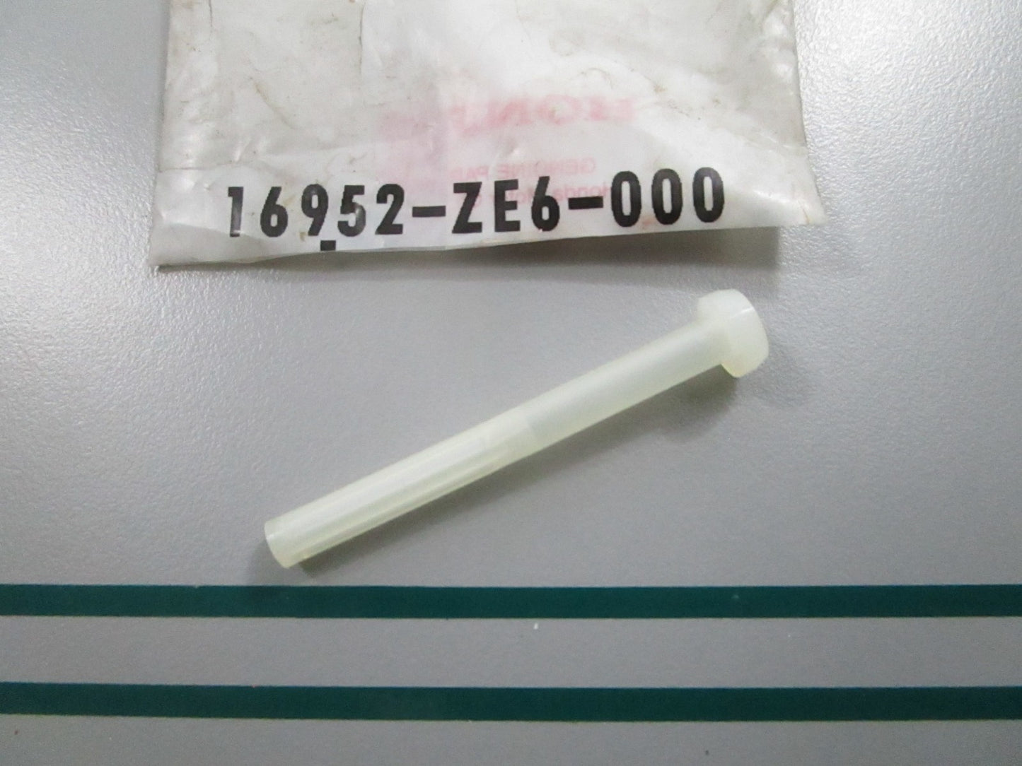 NEW OEM 16952-ZE6-000 Honda Fuel Filter 0810