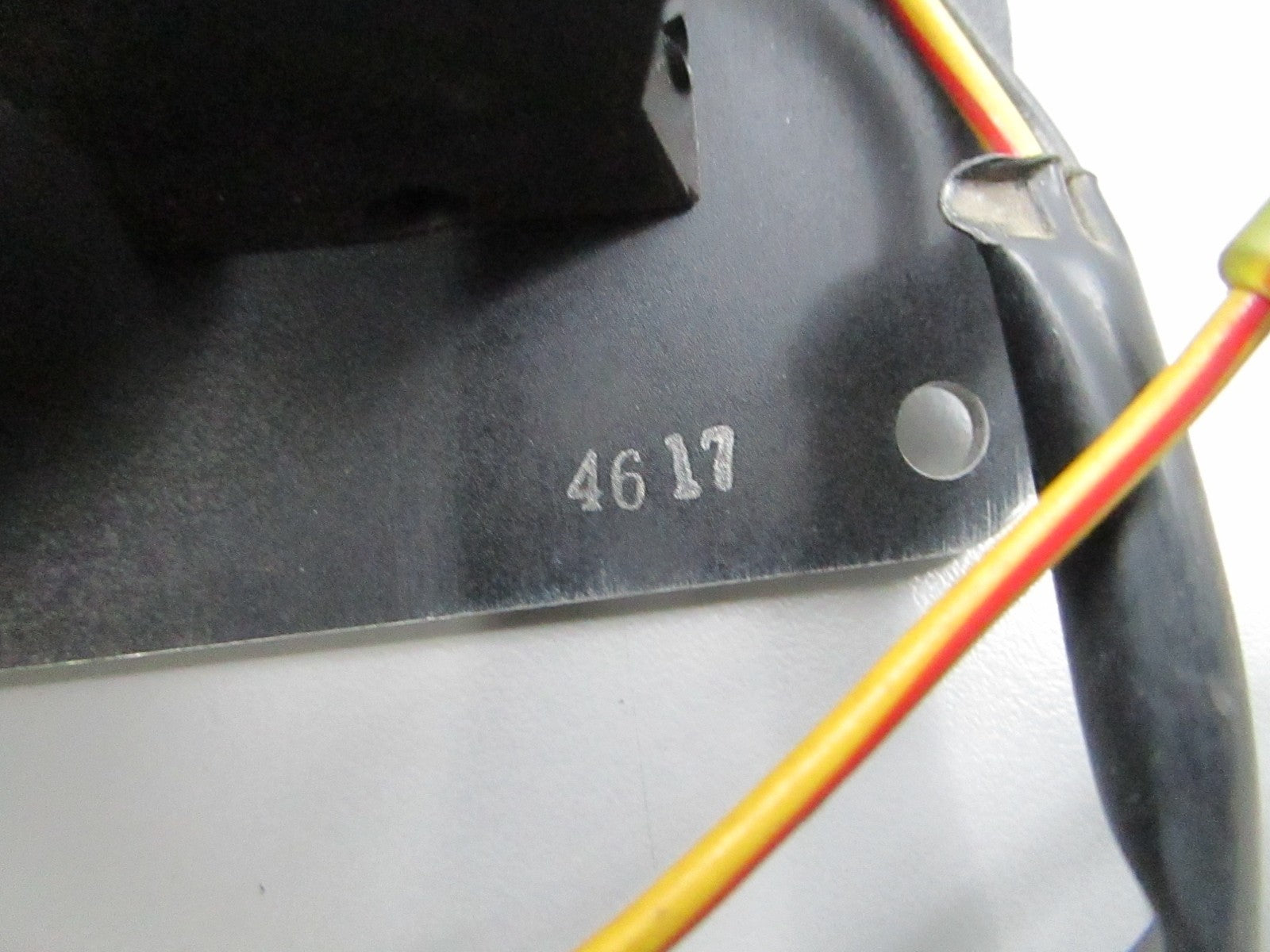 *NEW OEM* 0810 Yamaha Oil Light Panel 6G8-83530-00-00