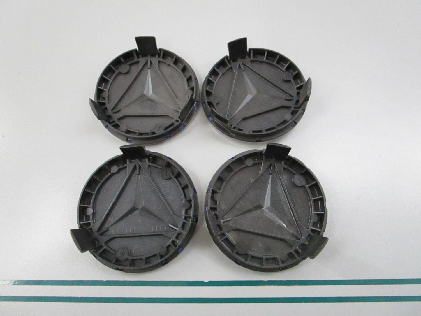 NEW OEM (LOT OF 4) 1714000025 Mercedes-Benz Wheel Center Cap 0810