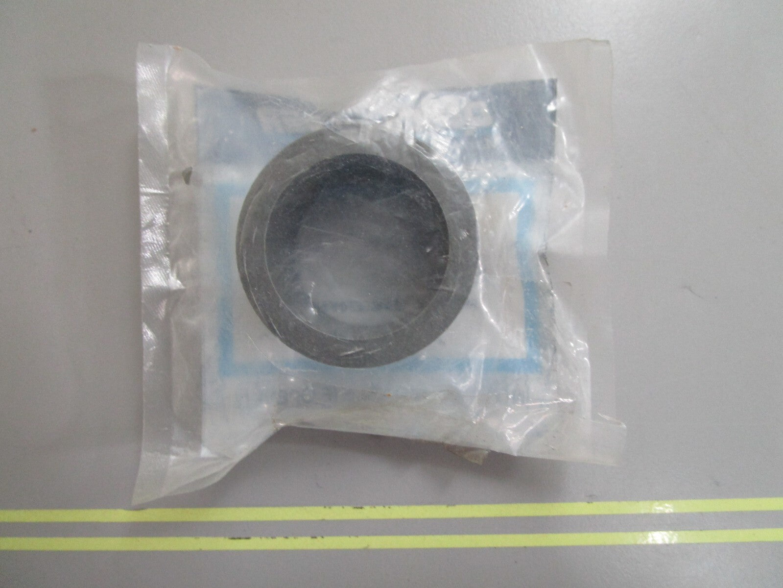 *NEW OEM* 0810 Mercury Quicksilver Bearing 31-8806551