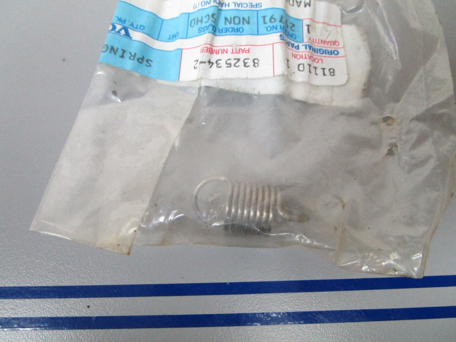 NEW OEM 832534 Volvo Penta Spring 0810