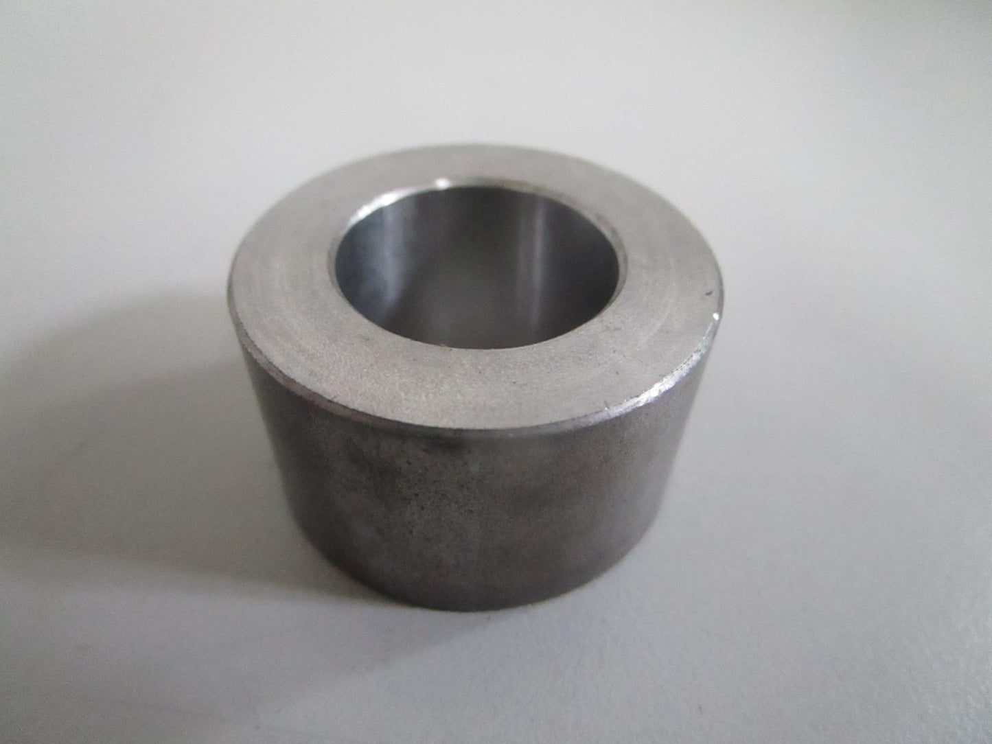 John Deere NEW OEM ET11464 Bearing NOS Genuine Factory Equipment Part 0820