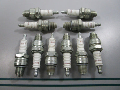 NEW (LOT OF 10) QL16V Champion Spark Plug 0810